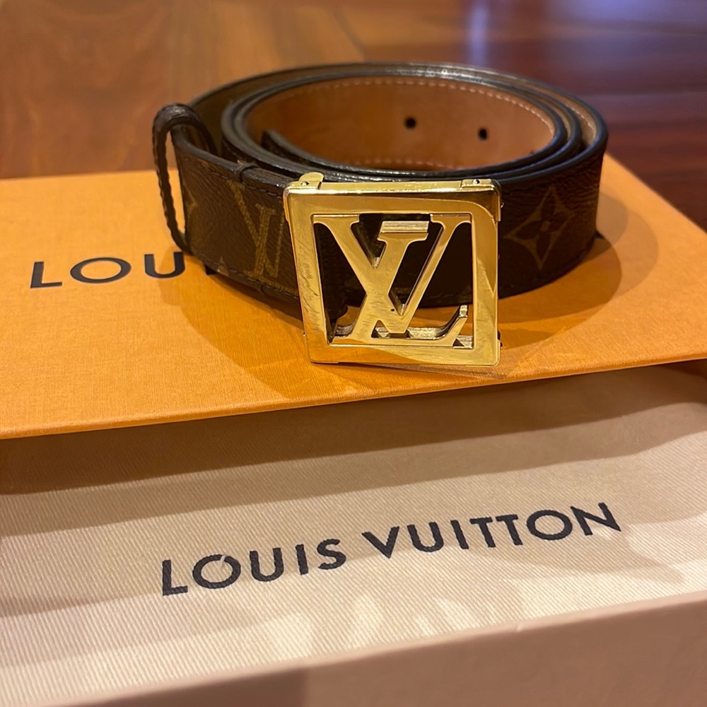 Louis Vuitton belt 85/34 monogram LV print. Great Valentines present 💝 💌 💘